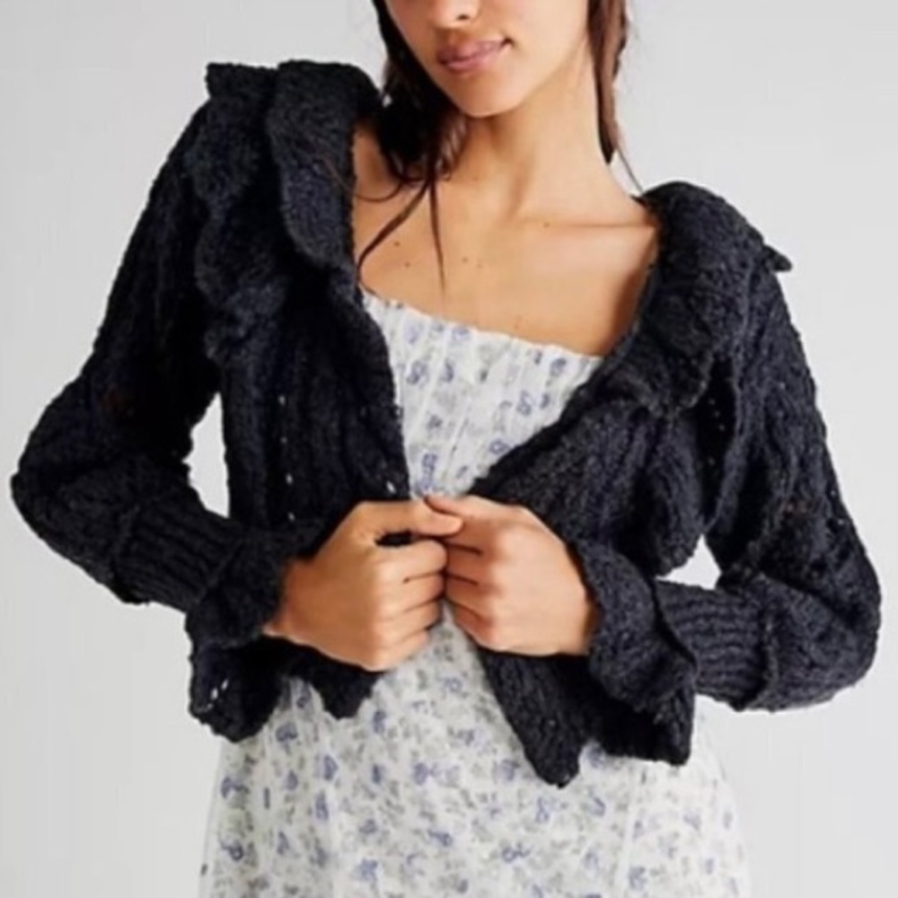 Free People NWT Avery Cropped Cardigan in Black size XS Crochet Knit Bohemian